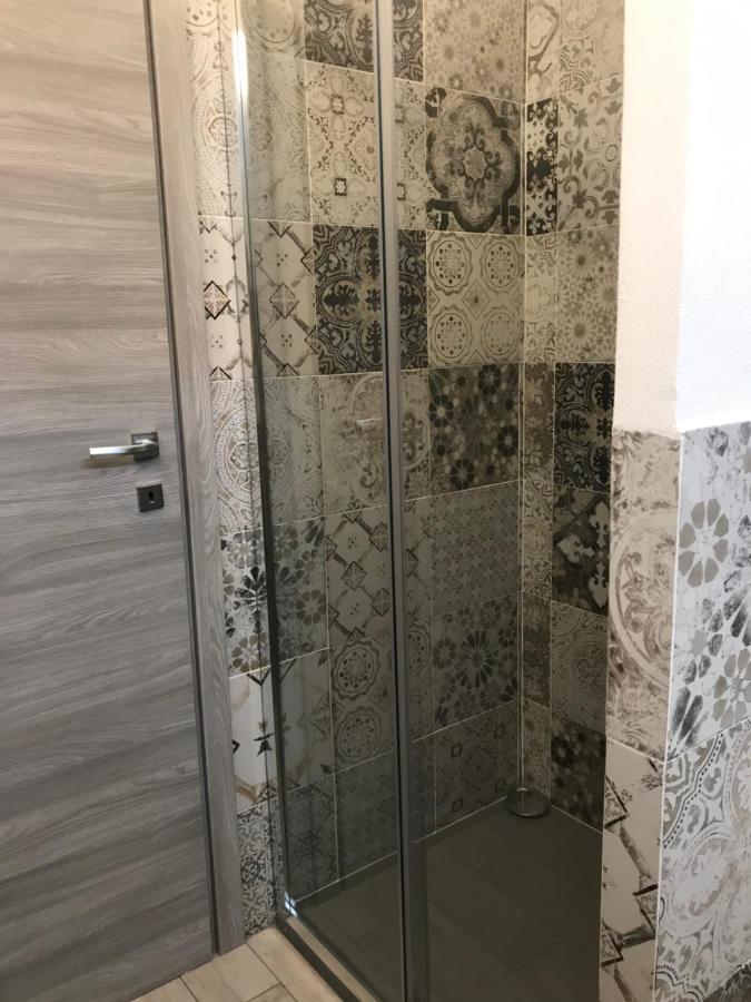 La Rosa App Apartment Ливорно Екстериор снимка